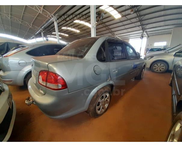 Foto de UBERLÂNDIA/MG - CHEVROLET Classic LS 