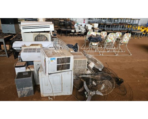 Foto de MONTE CARMELO/MG - Ar condicionado, ventiladores. 