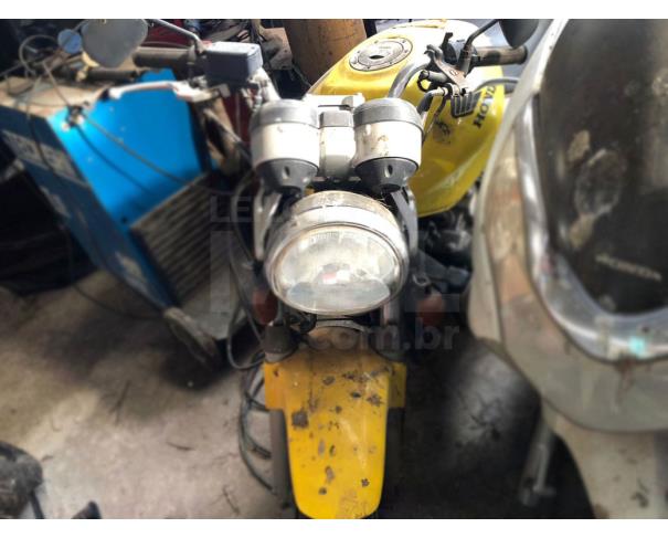 Foto de LOTE 001- MOTOCICLETA HONDA CB 600F HORNET ANO 2005/2005 JB21535