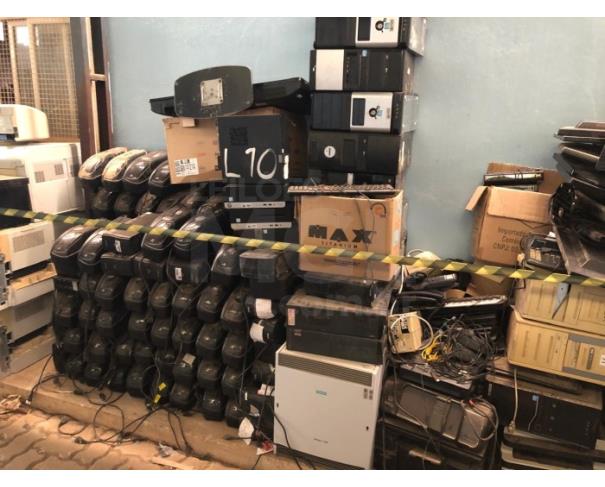 Foto de PRESIDENTE KENNEDY/ES - Sucata (material de informática, cpu, monitor, telefone, nobreak, notebook, receptor, roteador, impressora e etc.)