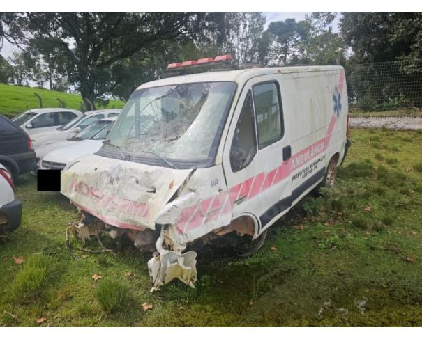 Foto de CASTRO/PR - Especial Caminhonete Ambulancia, 2015/2015, DIESEL 