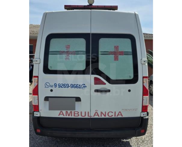 Foto de COCALZINHO DE GOIÁS/GO - Renault Master Marimar Ambulância, 2018/2019