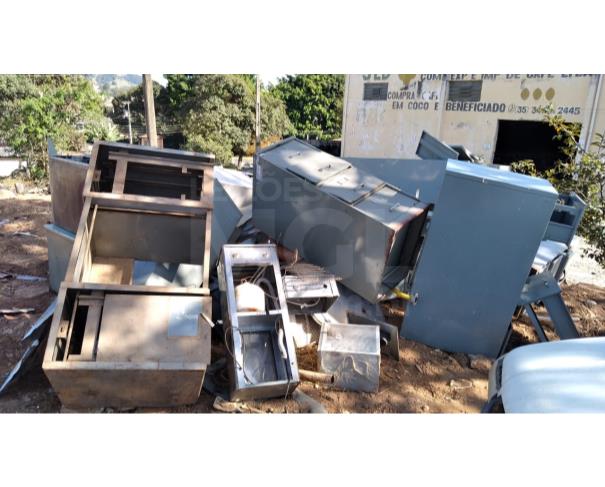 Foto de LOTE 022- Sucata de ferro velho- P74823
