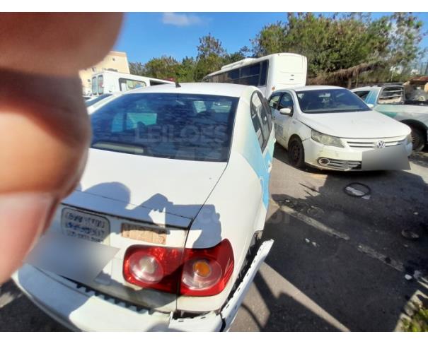 Foto de RIO DAS OSTRAS/RJ - VW POLO SEDAN 2.0 COMFOR