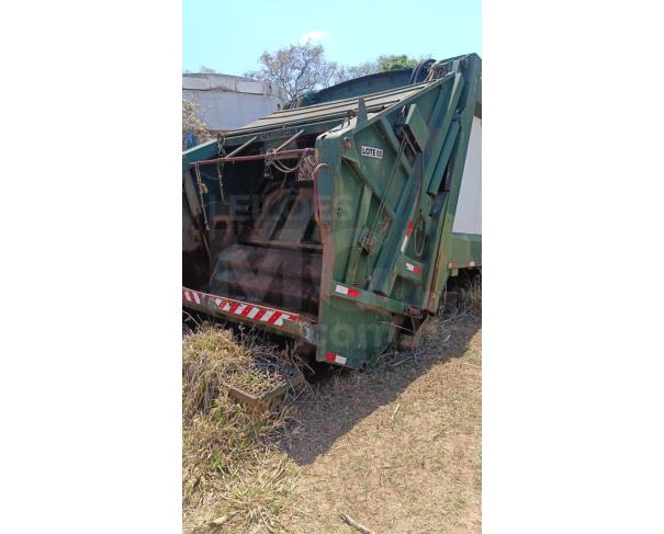 Foto de ITAÚNA/MG-COMAPCTADOR DE LIXO-USIMECA