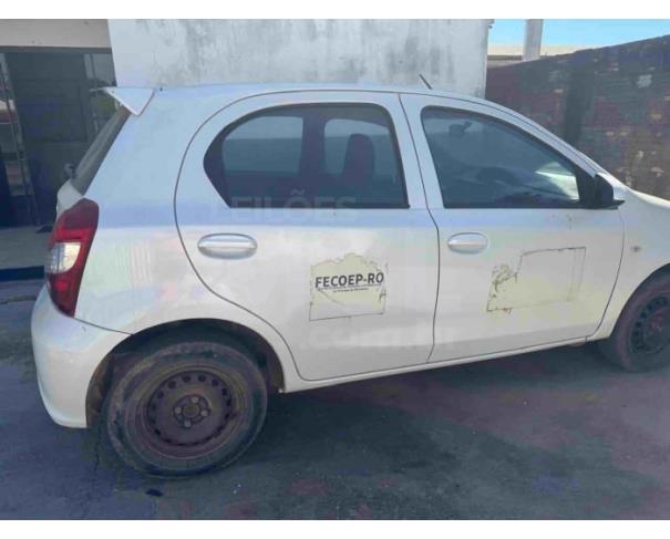 Foto de TEIXEIRÓPOLIS/GO -  Toyota Etios HB X VSC M, 2019/2020, FLEX, BRANCA 