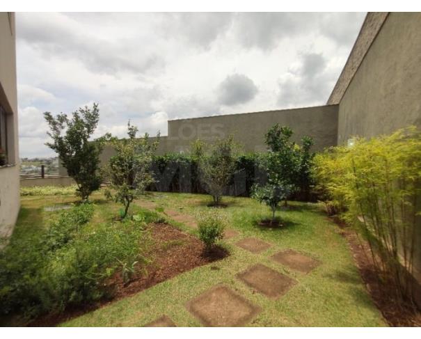 Foto de NOVA LIMA/MG – Casa com a área de 928,29m², situada em Alphaville Lagoa dos Ingleses Fase II