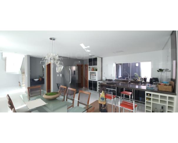 Foto de LAVRAS/MG APARTAMENTO DUPLEX COM ÁREA CONSTRIDA DE 254,12M2