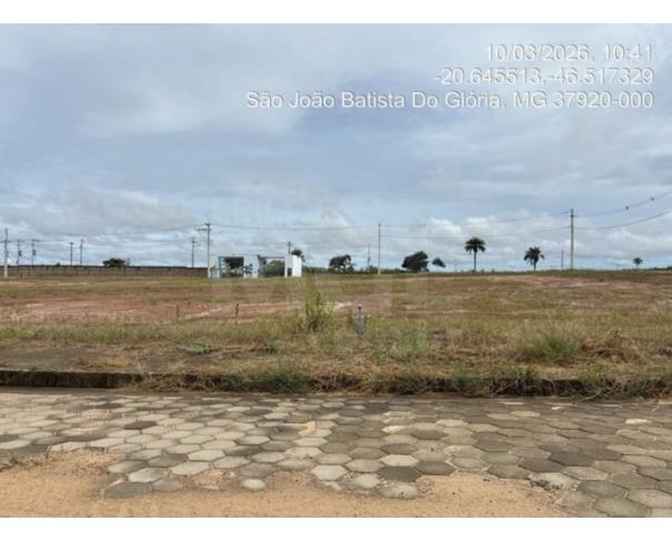 Foto de SÃO JOÃO BATISTA GLÓRIA/MG -  Lote 10 da quadra "B", localizado no Centro Empresarial Moises Marques da Costa