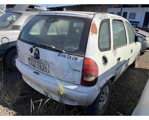 Foto de CAPIVARI/SP - VEÍCULO CONSERVADO - GM/CORSA SUPER - 1997/1998