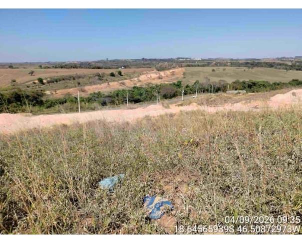 Foto de PATOS DE MINAS/MG - Lote urbano com área de 11.718,36 m², localizado no bairro Planalto