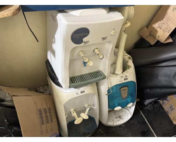 Foto de CAMPO DOS GOYTACAZES/RJ- Diversos (CPUs, ventiladores, impressoras, ares condicionados, moveis, bebedouros, micro-ondas, TV, geladeira).
