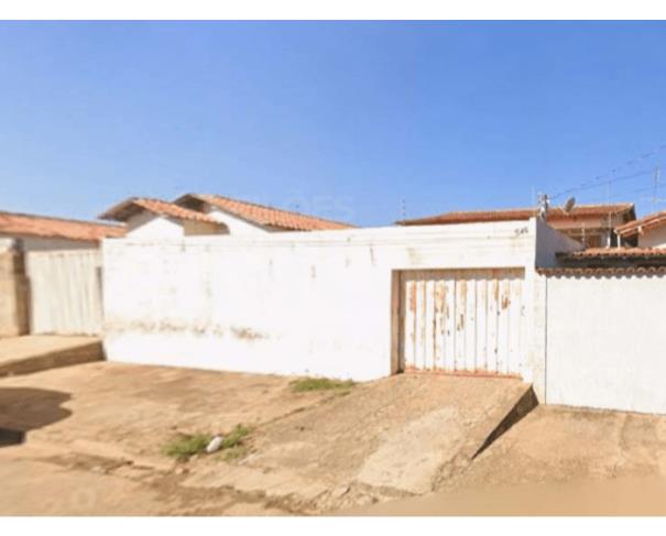 Foto de TRÊS PONTAS/MG - Casa com 3 quartos no bairro Santa Edwiges. 