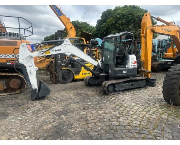 Foto de CONTAGEM/MG - MINI ESCAVADEIRA - BOB CAT E45 - ANO: 2019/2019 - PA13099