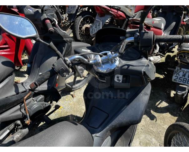 Foto de ANGRA DOS REIS/RJ-VEÍCULO CONSERVADO-HONDA/PCX 150-2015/2015