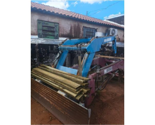 Foto de GUARANTÃ/SP - Carregadeira Frontal PAM 1100 para tratores FOR 47393