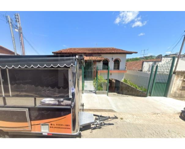 Foto de GOVERNADOR VALADARES/MG — Casa com 3 quartos e seu lote no bairro Nossa Senhora das Graças