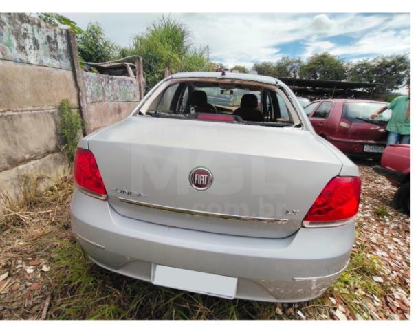 Foto de ARAXÁ/MG - FIAT Linea LX 1.9 - 2010/2010 - CIRCULÁVEL