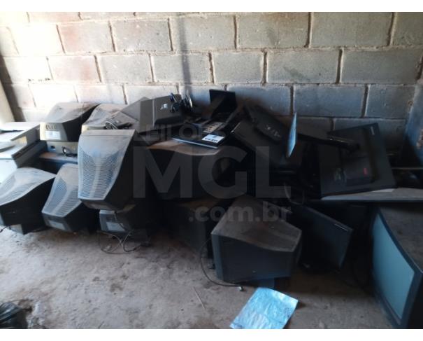 Foto de BRAZÓPOLIS/MG - Lote de Sucata de Impressoras