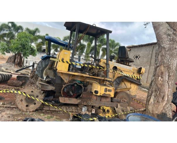 Foto de AMARGOSA/BA - Trator de esteira modelo 7D marca New Holland