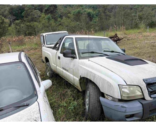 Foto de TREVISO/SC - Caminhonete GM S10 Colina S 4X4, 2011/2011