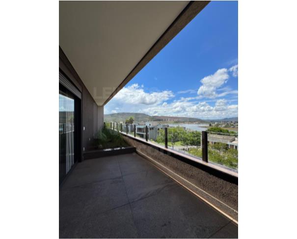 Foto de NOVA LIMA/MG – Casa com a área de 928,29m², situada em Alphaville Lagoa dos Ingleses Fase II