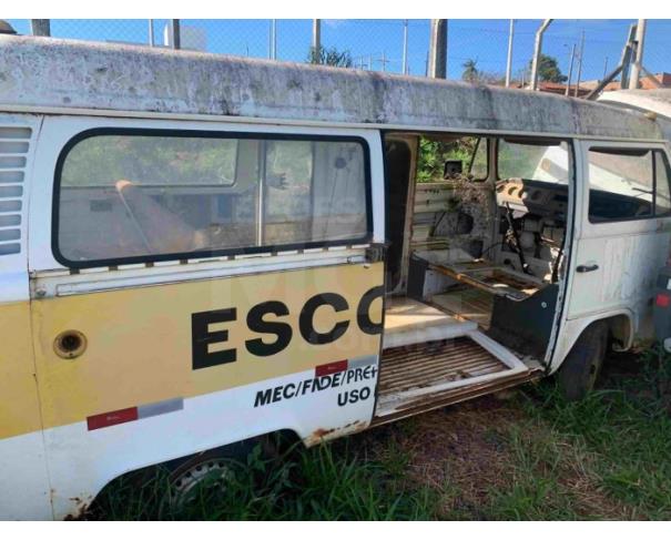 Foto de PARDINHO/SP - Camioneta Volkswagen / Kombi, 2001/2002, GASOLINA 