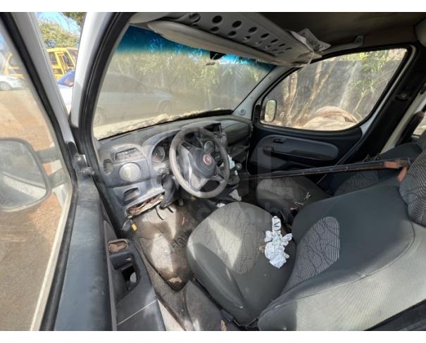 Foto de IGUATAMA/MG - CARRO - Fiat Doblo Attractiv 1.4, 2014/2014
