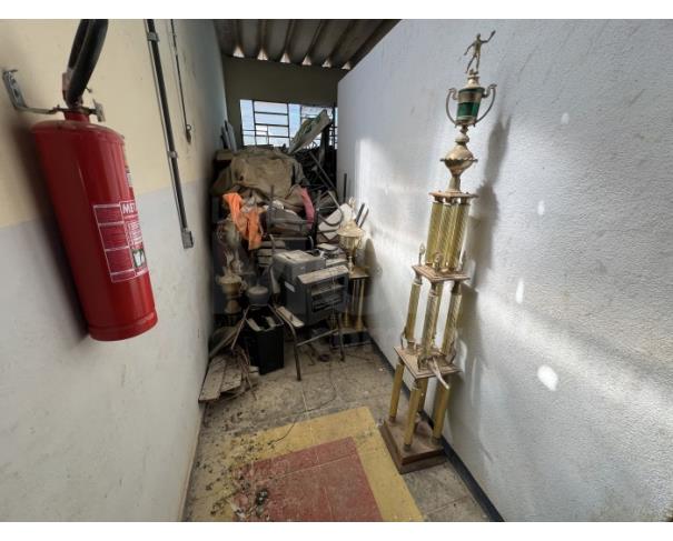 Foto de IGUATAMA/MG - Materiais diversos.