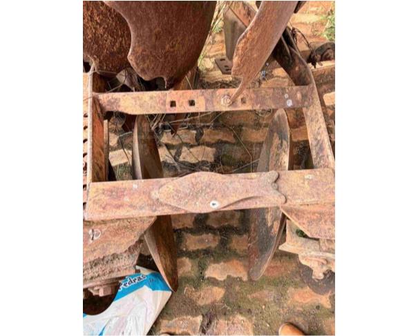 Foto de VIEIRAS/MG - Grade Aradora Agrícola de Discos, estrutura metálica, composta por conjuntos de discos para preparo do solo, marca Baldan