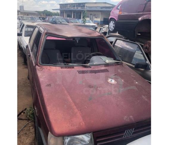 Foto de PIRACANJUBA/GO - FIAT UNO ELECTRONIC - 1994/1994