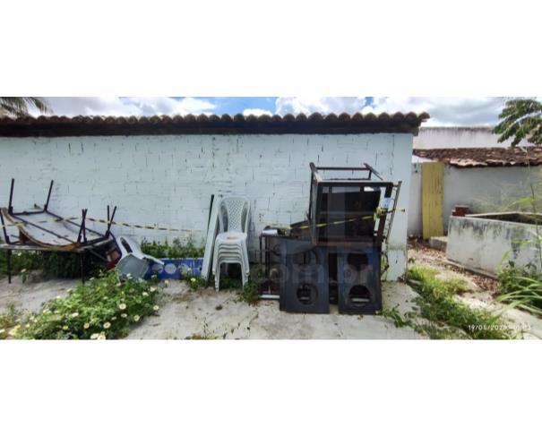 Foto de SENADOR POMPEU/CE - Lote de Mesas, Cadeiras, Carteiras Escolares entre outros