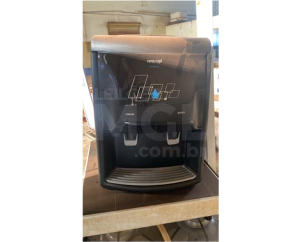 Foto de DUMONT/SP - Eletrodomésticos – Ventiladores, geladeiras, ar condicionado, bebedouro de galão, micro-ondas, tanque de lavar roupa de plástico, máquina de lavar, bebedouro industrial e etc