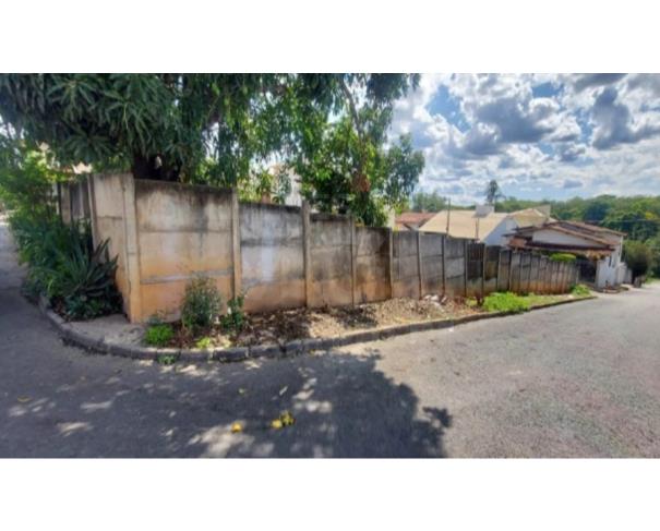 Foto de CURVELO/MG- LOTE COM ÁREA TOTAL DE 573,63M² 