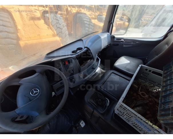 Foto de OSASCO/SP - CAMINHÃO SEM CAÇAMBA - MERCEDES BENZ AXOR 2831 K - ANO: 2011/2012 - PA13166