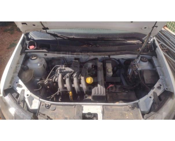 Foto de TUNAS DO PARANÁ/PR - Renault Logan Authentique 1.0 16V, 2014/2015, FLEX 