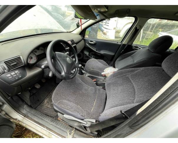 Foto de JUNDIAÍ/SP-VEÍCULO CONSERVADO-FIAT/STILO 16V-2002/2003