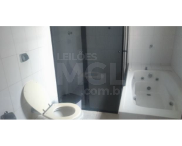 Foto de ALFENAS/MG – Casa com aproximadamente 184,00m², situada no loteamento Jardim Aeroporto II
