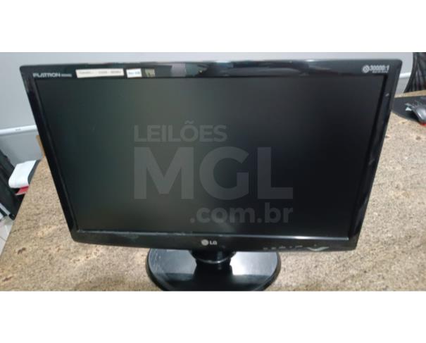 Foto de GOVERNADOR VALADARES/MG - Informática – Monitores, Notebooks, placa mãe de computador, cabos