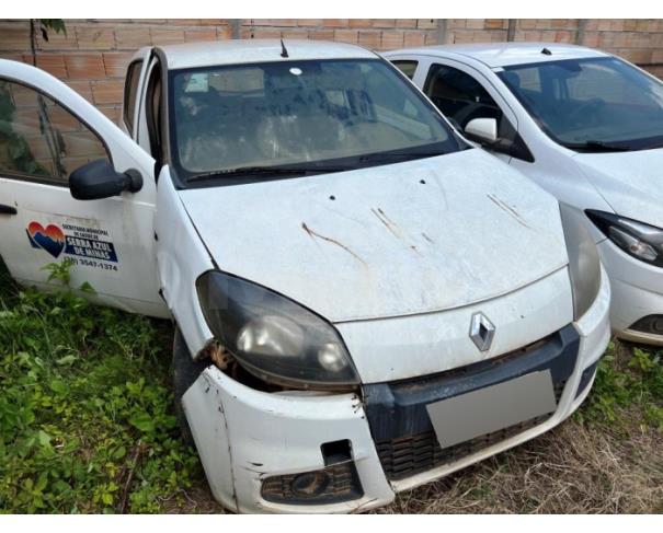 Foto de SERRA AZUL DE MINAS/MG- (CARRO) Renault / Sandero Authentique 1.0 16V