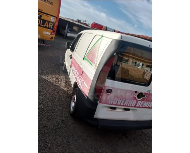Foto de DOURADOQUARA/MG - CARRO - Fiat Doblo Rontan Ambulância, 2009/ 2009
