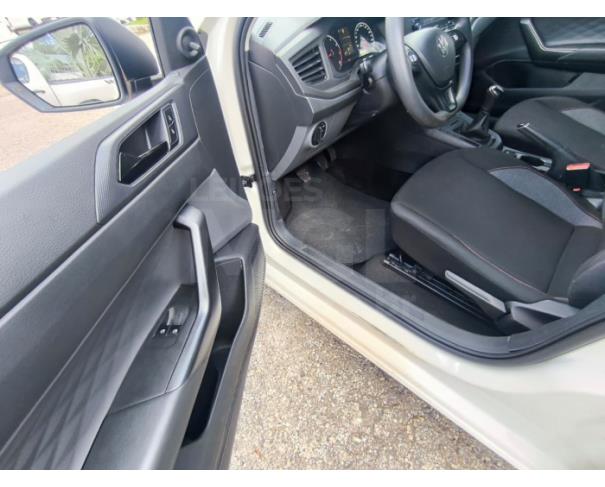 Foto de ITAÚNA/MG- VW 	POLO TRACK 1.0 FLEX 12V 5P 2023/2024- PA12297