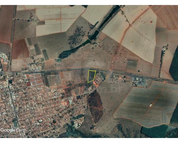 Foto de LUZ/MG — Terreno com área de 30.000m², frente para a BR-262 