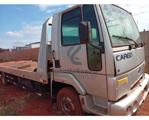 Foto de ITURAMA/MG - CIRCULÁVEL - CARGA FORD CARGO 815 - 2004/2004