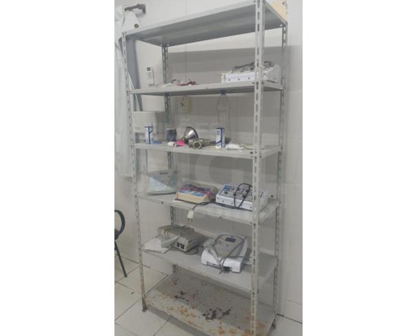 Foto de ORATÓRIOS/MG - Mini pistolas massageadoras elétricas, eletroterapia, eletroestimulação, suportes para lâmpadas de infra vermelho, Sonopulse, arquivo e prateleira de aço, mini cama elástica e entre outros