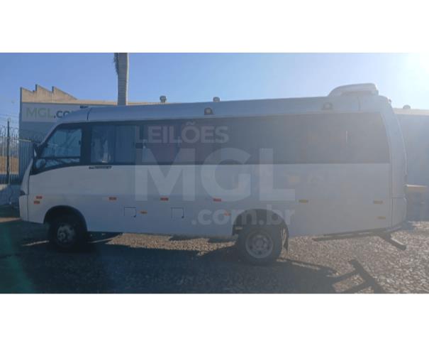 Foto de ITAÚNA/MG- MICRO-ONIBUS MARCOPOLO VOLARE V8L 4X4  ON 2023/2024- PA13374