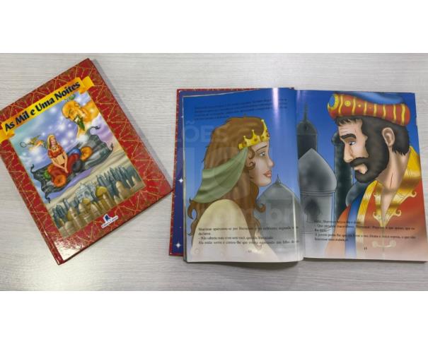 Foto de ITAÚNA/MG - LOTE COM 15 LIVROS DE CAPA DURA