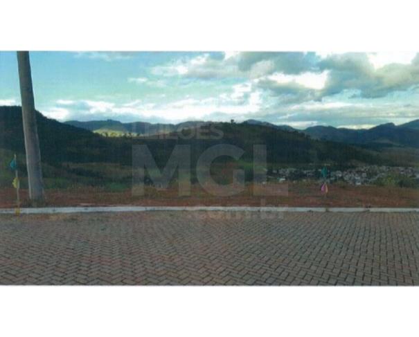 Foto de CARANGOLA/MG — Lote com área de 2808,81m² no bairro Alterosa 