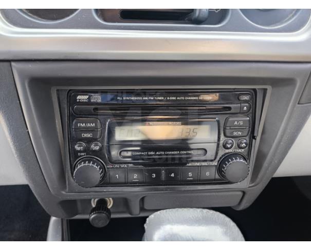 Foto de ITAÚNA/MG- MITSUBISHI PAJERO SPORT  HPE 2.8 4X4 DIESEL AUT. 2004/2005- PA12564