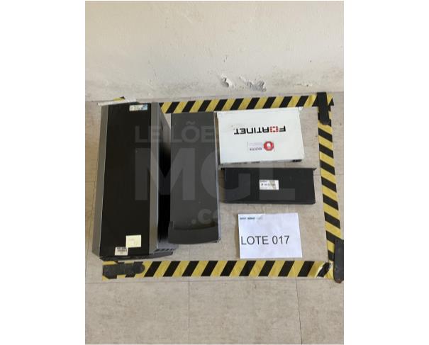 Foto de PELOTAS/RS- servidor + servidor de impressão +  HUB/Switch + Firewall (SUCATAS)